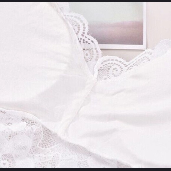 White lace padded bralette crop top S/M - Picture 8 of 8